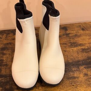 Stylish White Ankle Boots